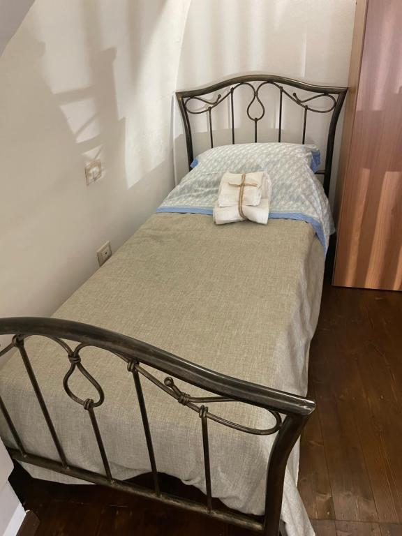 Ronna Maruzzedda San Giorgio room 4